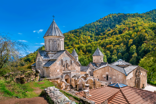 Monasterio de Haghartsin, situado cerca de la ciudad de Diliján.