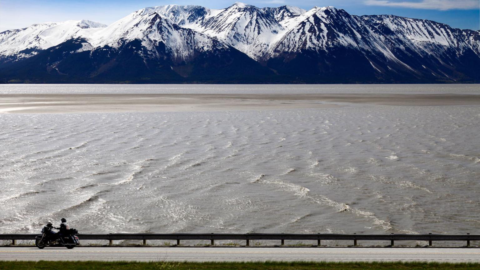 Paso por la carretera de Turnagain Arm