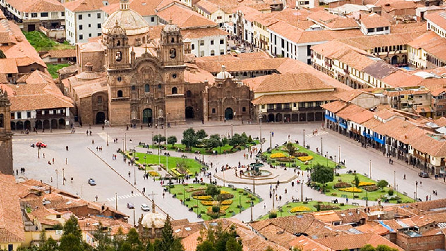 Plaza de Armas desde el restaurante Limo, Cuzco, Perú