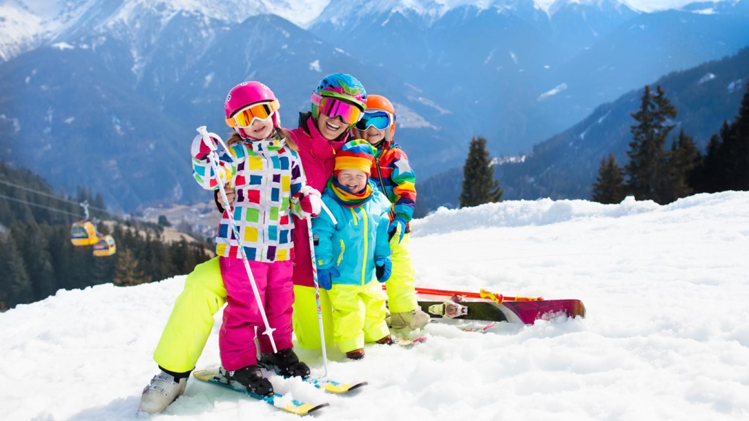 Familia en los Alpes, Austria