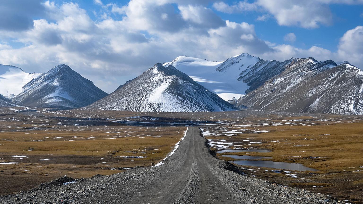 Kirguistán, Tien Shan