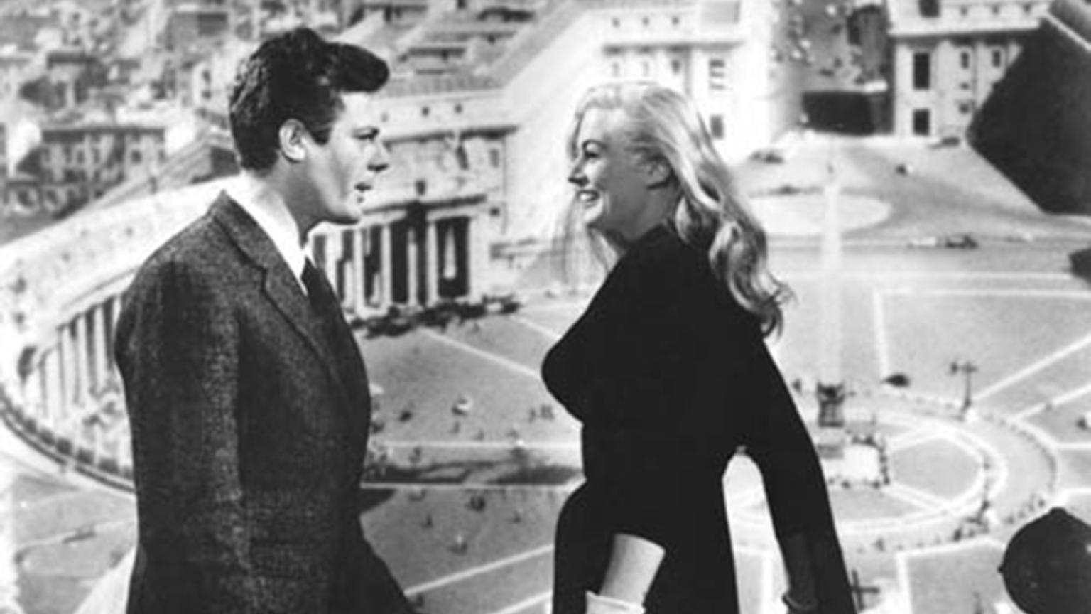 Marcello Mastroianni y Anita Ekberg en una escena de 'La Dolce Vita'