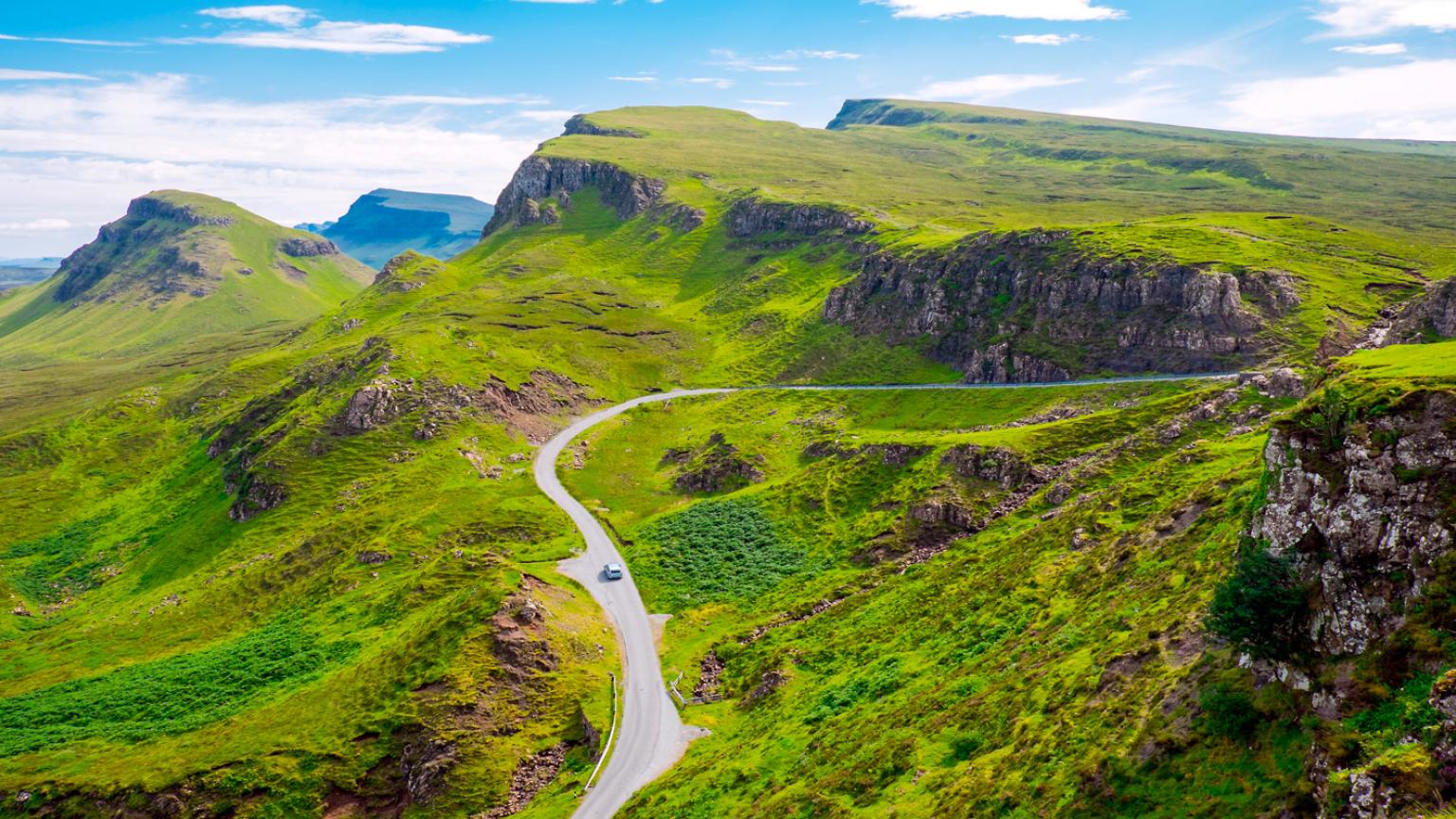 Estas son las opciones de transporte para desplazarse por Escocia.