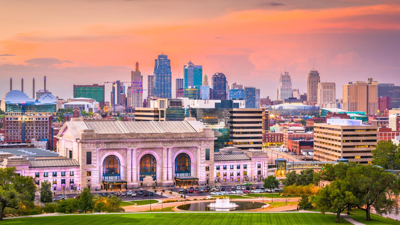 Vista de Kansas City con Union Station. Sean Pavone/Shutterstock ©