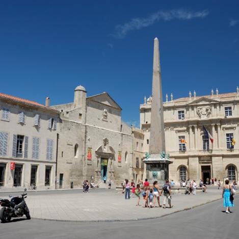 Plaza de la República, Arlés, Provenza y la Costa Azul, Francia