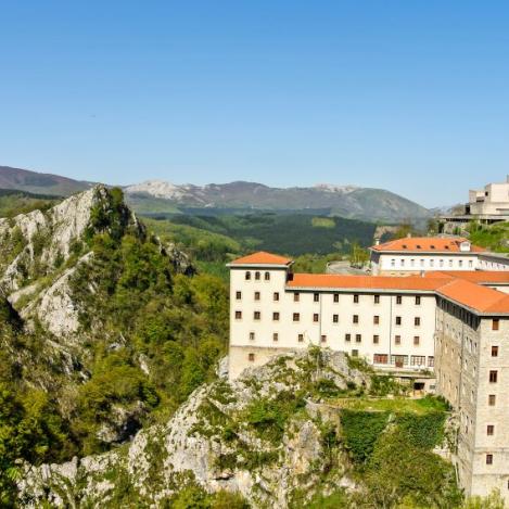 Vista del Santuario de Arantzazu