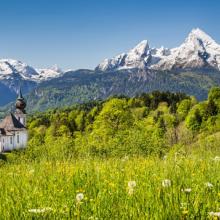 Paisaje de montaña en los Alpes bávaros, Alemania