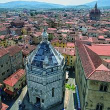 Baptisterio octogonal del s. XIV, Pistoia, Italia