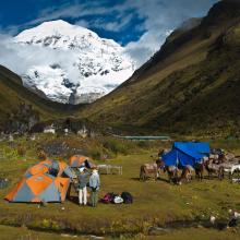 Campo base en Timbu.