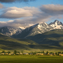 El magnífico volcán de cuatro picos del monte Aragats, el punto más alto de Armenia.