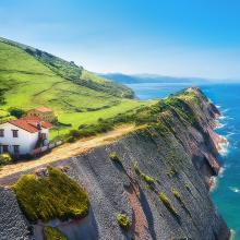 Vacaciones de proximidad: viajar a Zumaia, Guipúzcoa, País Vasco, España