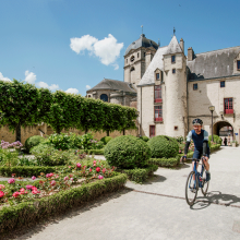 En bicicleta por los pueblos de Normandía.