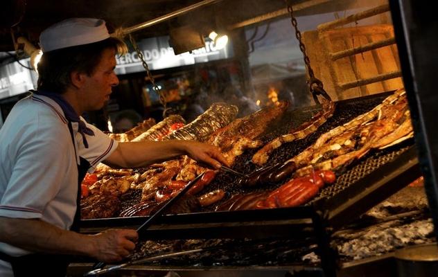 Barbacoa uruguaya. © Troy Rowe/Lonely Planet