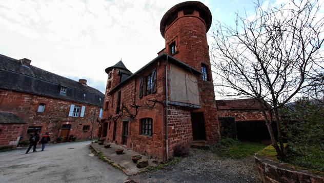 Collonges-la-Rouge © akial - www.flickr.com/photos/akial/5584462843