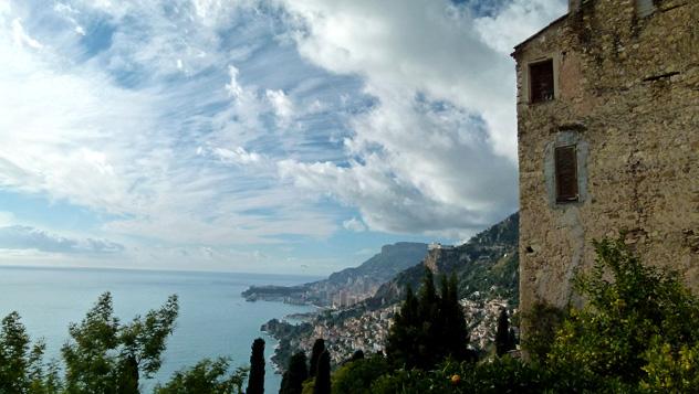 Roquebrune-Cap-Martin © penjelly - www.flickr.com/photos/62471466@N00/12441100934