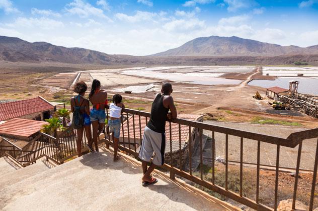 Antiguas salinas de Pedra do Lume, isla de Sal, Cabo Verde © Samuel Borges Photography / Shutterstock