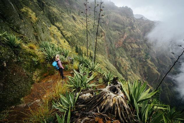 Paisajes de la Isla de Santo Antão, Cabo Verde © Igor Tichonow / Shutterstock