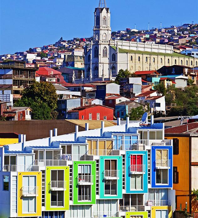 El colorido paisaje urbano de Valparaíso combina con el estilo extravagante de las casas de Neruda © John W Banagan / Getty Images