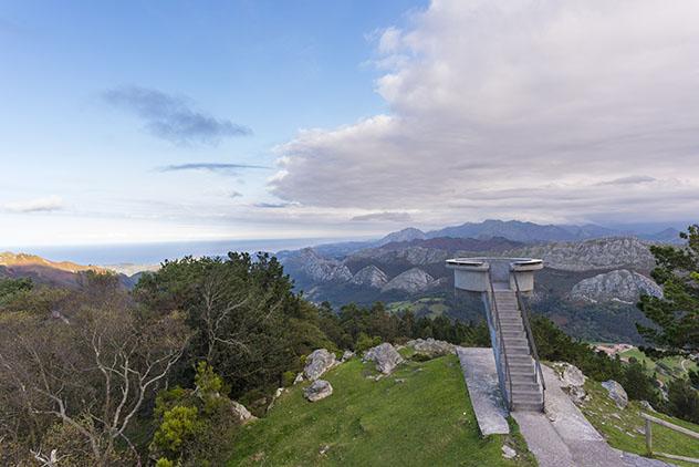 Vistas espectaculares desde el mirador del Fito, Asturias, España