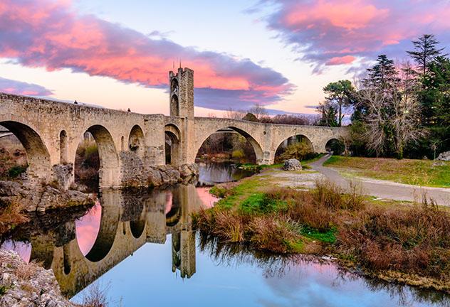 Besalú, a 1 hora y 30 minutos de Barcelona