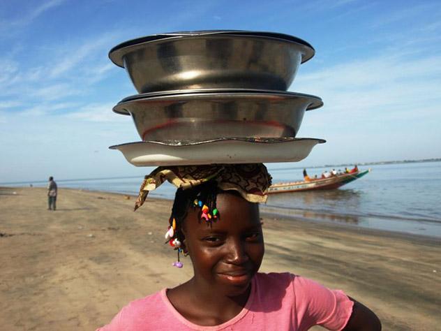 Costa Banjul, Gambia © Ignacio Alvarez Neches /Lonely Planet