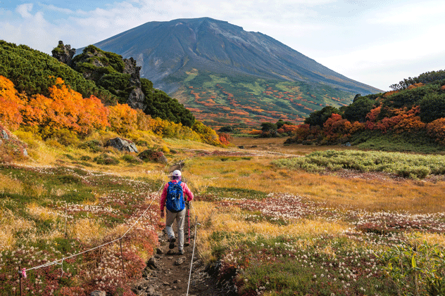 Senderismo por Hokkaidō. © Perry Svensson/Shutterstock