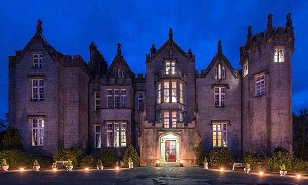 El Castillo Kinnity, Irlanda