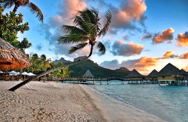 Bora Bora, islas de la Sociedad, Polinesia Francesa © Lux_Blue_Shutterstock