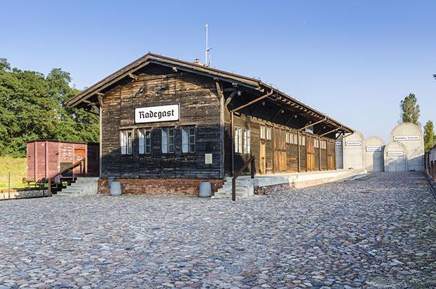 Łódź: antigua estación ferroviaria de Radegast