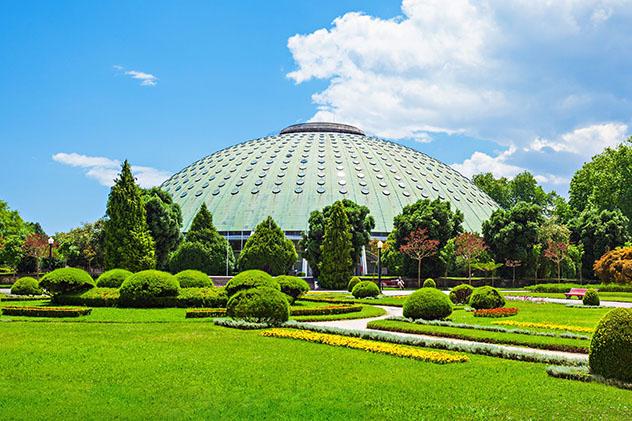 Palacio de Cristal, Oporto, Portugal © saiko3p / Shutterstock