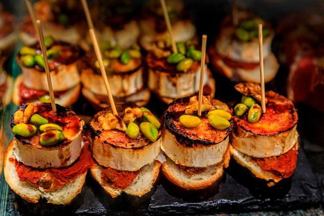 Pintxos vascos. © SvetlanaSF/Shutterstock