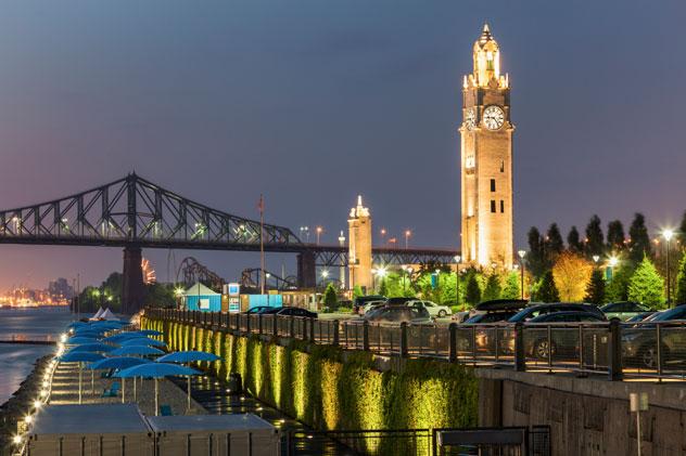 Torre del Reloj de Montreal. © Henryk Sadura/Shutterstock